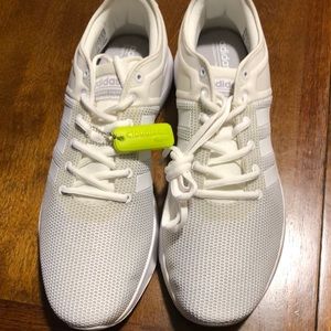 Nike. Men’s size 12. White. Cloudfoam super.